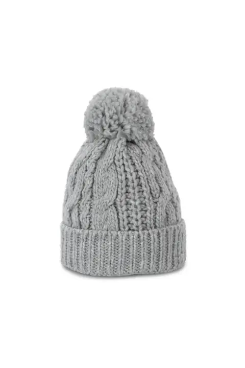 K-up KP550 · Gorro de punto trenzado con pompón