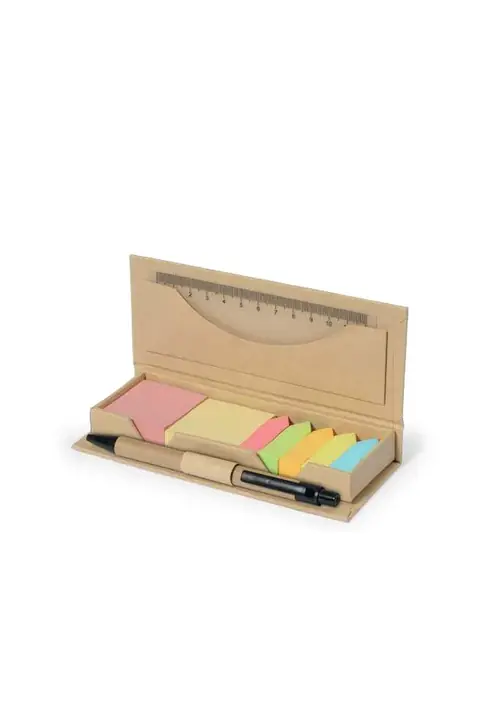 Makito Alisio · Set de oficina de cartón reciclado