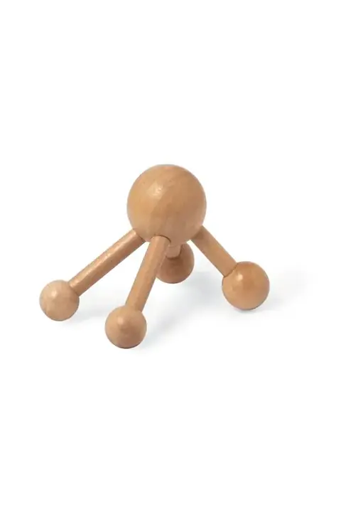 Makito Avati · Masajeador de madera