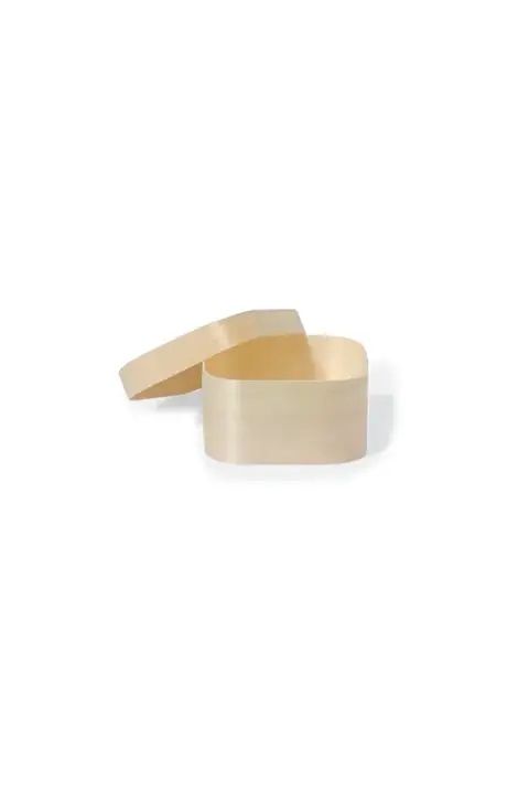 Makito Bexer · Caja cuadrada de madera