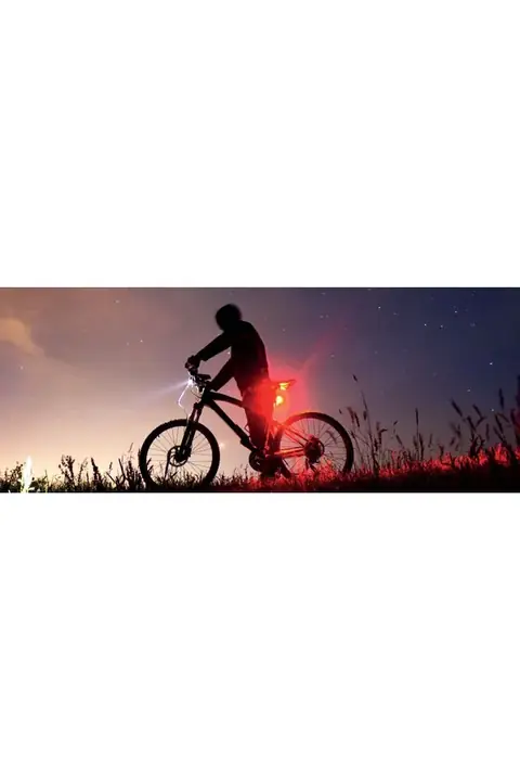 Makito Bowel · Set de luces de seguridad para bici