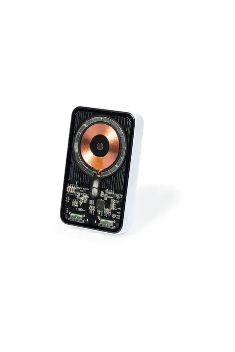 Makito Bramson · Power bank magnético