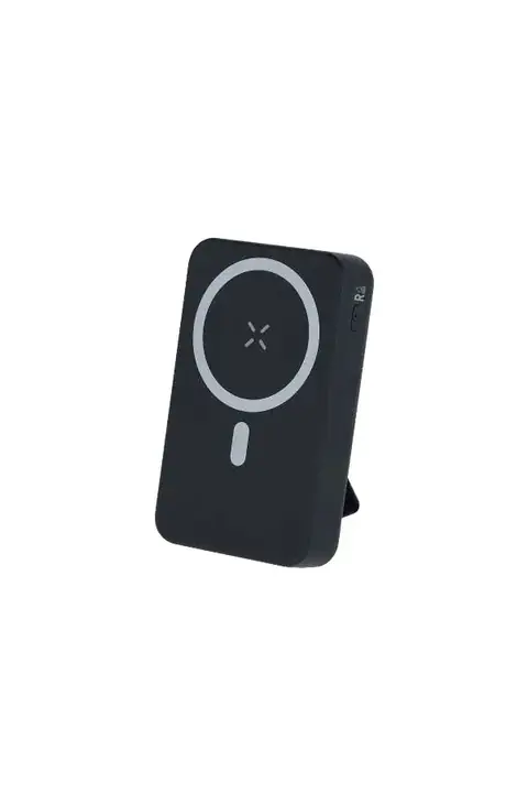 Makito Granzax · Power bank magnético multiconexión