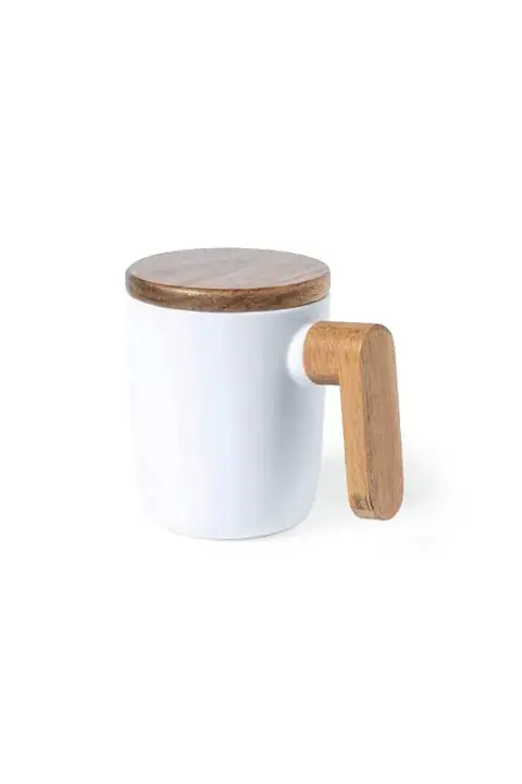Makito Haruncal · Taza de cerámica y madera