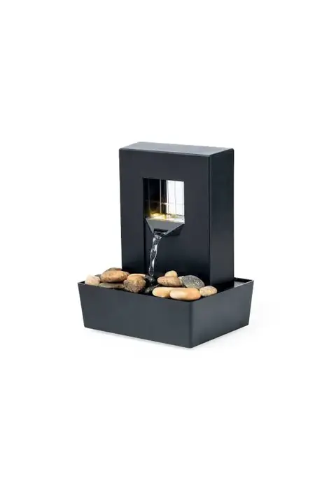 Makito Huntan · Fuente de agua decorativa