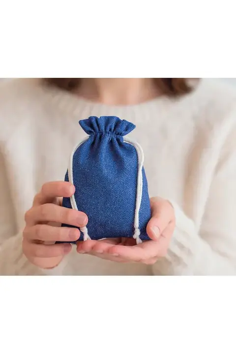 Makito Pidrum · Bolsita de poliéster